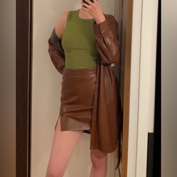 Aritzia Jackets & Blazers - Aritzia Faux Leather Trench Coat 🤎 Chocolate Brown | Chic | Size M